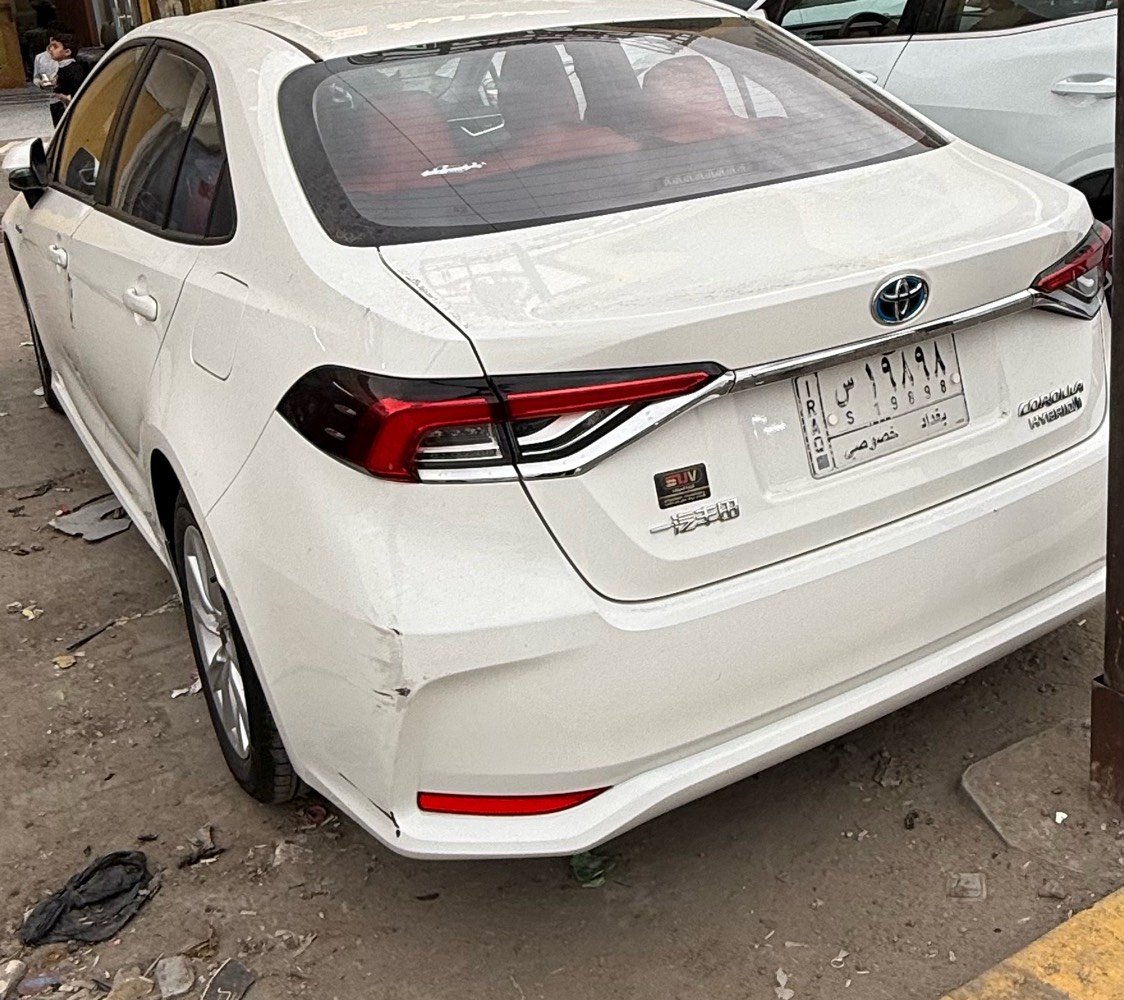 كورلاهايبرد 2023 ماشيه 18الف مكفوله من صبغ وتبديل لكن بيهه شويه طخات بدعاميه فقط سياره حلوه ومامتعوبه مال بيت 