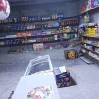 محل للايجار • برادات عامودية • ٦×٧