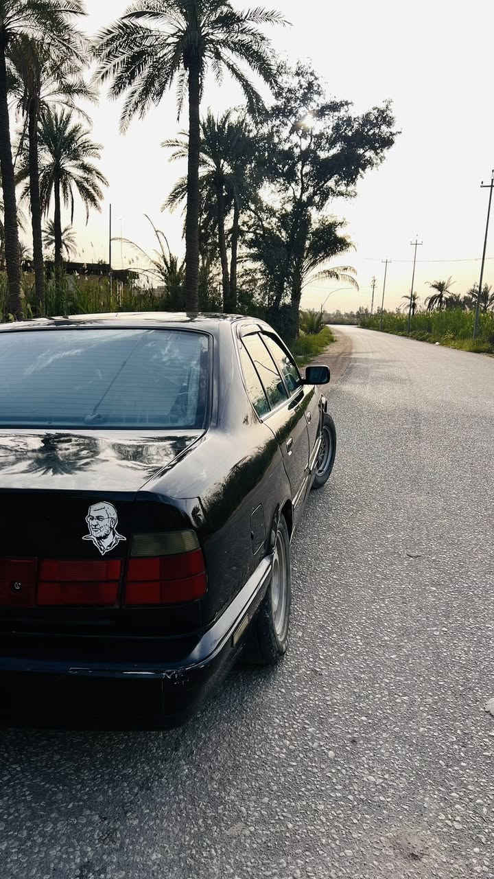 مستعجل ع البيع
بي ام 535 حاطلها محرك مسكر عدل 

الكير كايم 

كهربائيات شغاله 

تبريد شغال ثلج يريد روله 

محرك مكفول من التنقيص والتبخير

مكانها كربلاء

اريدها ب32 وبيها مجال 

موجود واتساب وفيس وع الخط ***********
