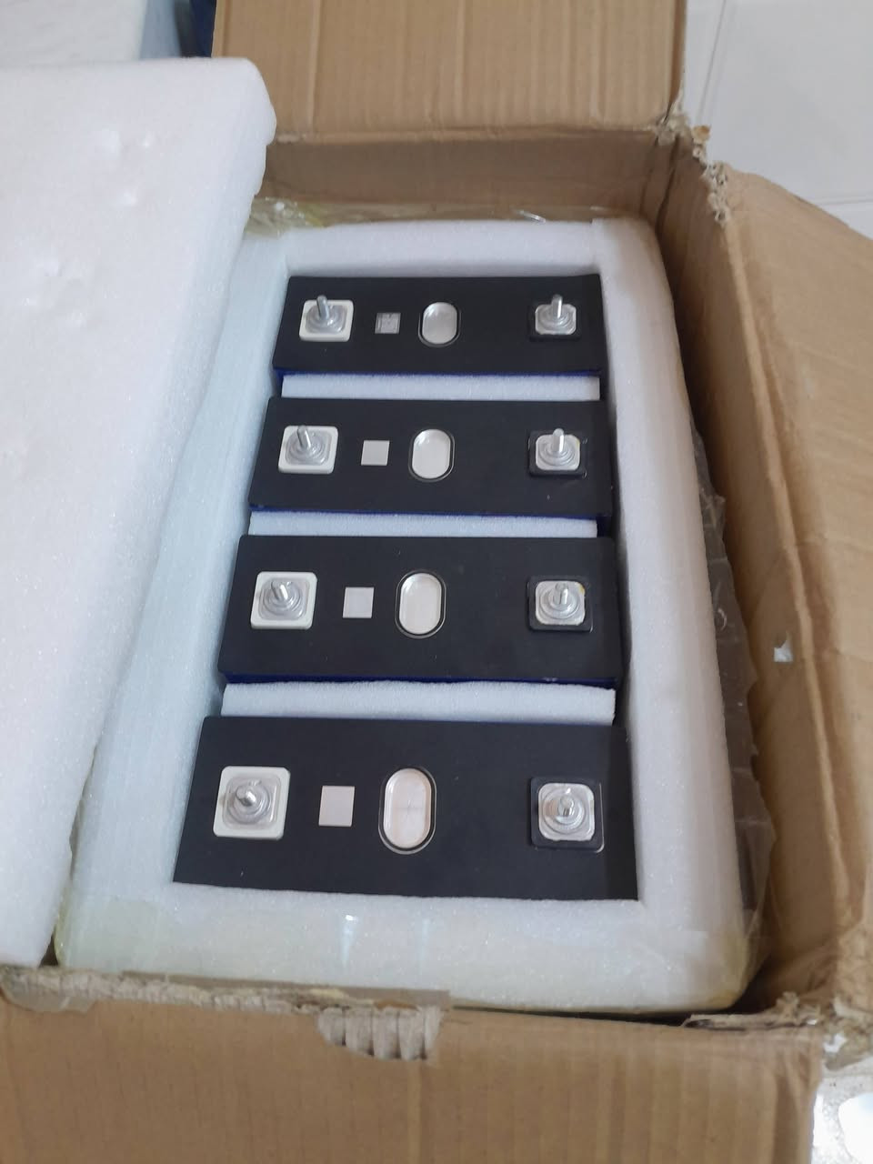 السلام عليكم للبيع خلايا فوسفات الحديد حجم خلية 3.2V و 302A سعر 4 قطع ب 450 الف مع توصيل


**إذا كنت صاحب هذا الإعلان وتريد حذفه لأي سبب، رجاءا أرسل رسالة إلى الدعم الفني**