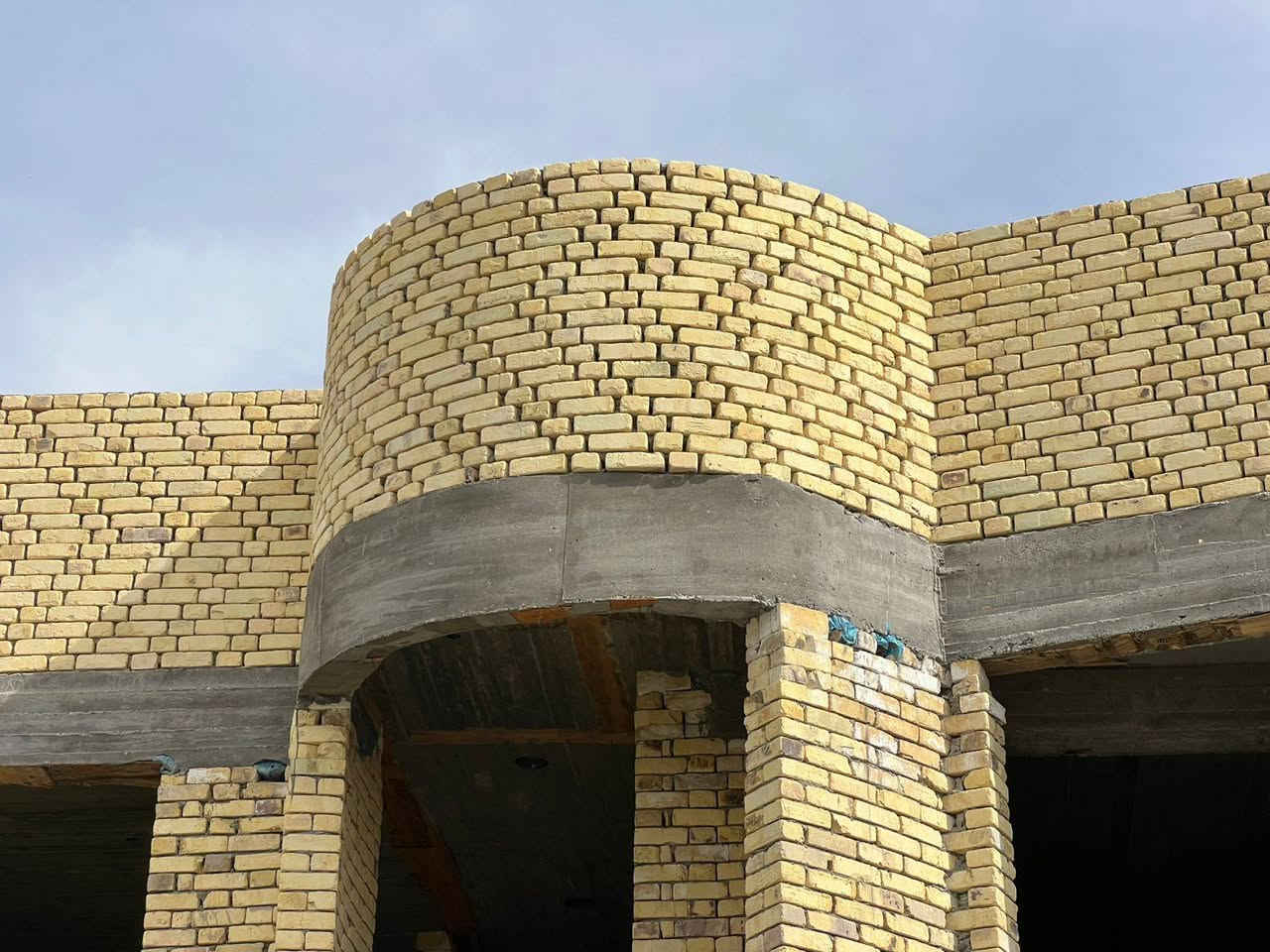 اللهم صل على محمد وآل محمد وعجل فرجهم ياكريم العطايا 
خلفة بناء متفرغ حاليا 
عالدبل ومقطوعه 
رقمي ***********
ملاحظه العمل داخل الناصريه فقط
