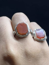 عقيق يماني قديم صياغة يدوية  الشراي07727649572  المكان بغداد حي اور