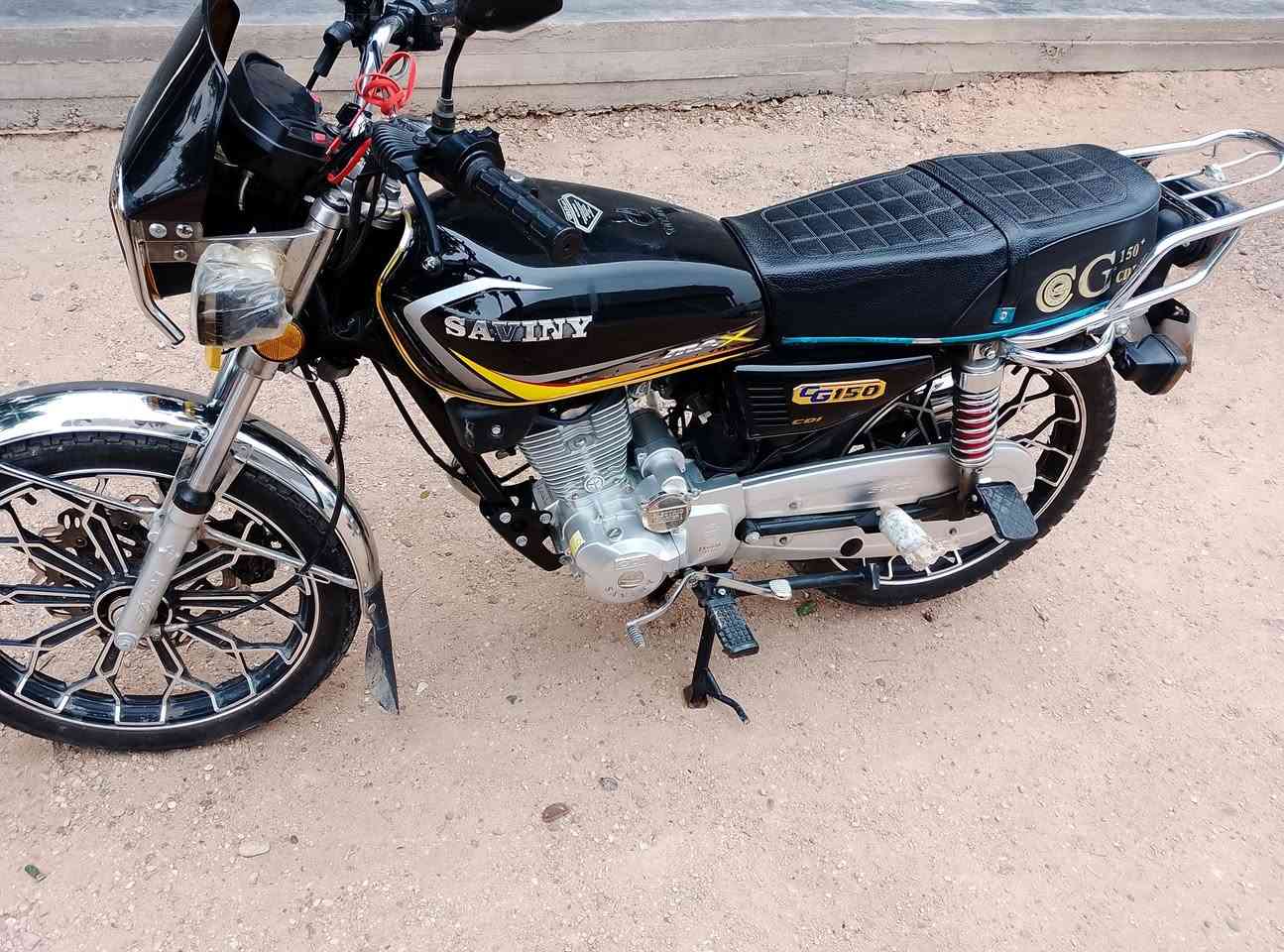 سلام عليكم
دراجة ايراني البيع 
دراجة حيل حلوة 
محرك 150
موديل 2025
مكان الصقلاوية 
غير متواجد عل خاص 
***********هذا رقمي
