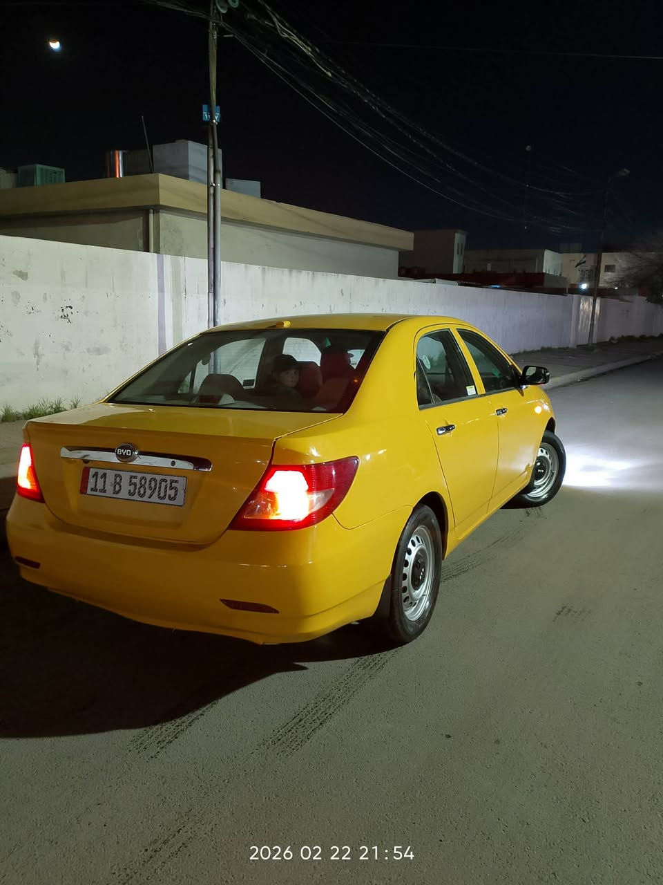 السلام عليكم
BYD 2011   
F3
محرك .. لانسر
كيرعادي ..
سنويه 2027..
رقم بغداد انگليزي ..
تكسي ..
مكان السياره موصل حي البريد 
بيها كوبون ..
السياره بسمي ..
سعر 52$..
غرمات 0..
هيئة  0..
*********** وتساب 
مكلف بالنشر ../ 
لا تبعث  طلب صداقه 
الطبات عندي مقبطه ادخل خاص
../ كل السيارات انزلها ستوري ../
