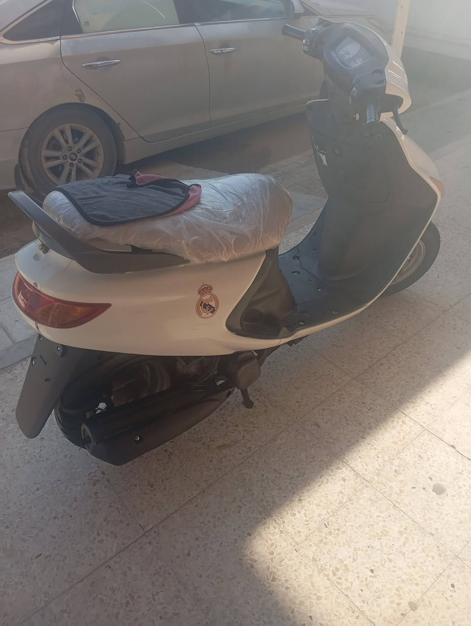 السلام عليكم اخوان فراشه للبيع بس كور مفتوح مكينه مابيها شي الدراجه كلش حلوه ونظيفه مكاني حله مركز مدينة السعر 450 وبيها مجال قليل ***********
