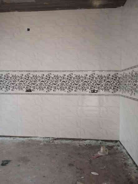 سلام عليكم متواجد خلفه تطبيك سيراميك درجه اولى *********** متفرق حالين
