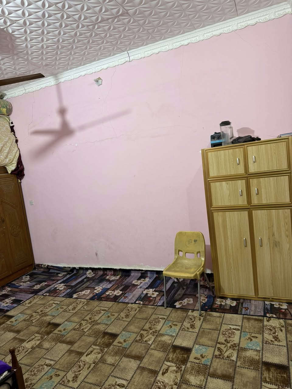 دار سكن للبيع 

العنوان / حي اور الاولى خلف السايدين الموحيه 

المساحه / 150 م 

تفاصيل البناء/ طابق عكاده جديد 

ط١/ صاله استقبال غرفه مطبخ صحيات خارجيه وداخليه 

ارضيه مرمر 

للمزيد من المعلومات يمكنكم التواصل معنا على الرقم التالي 

***********

***********
