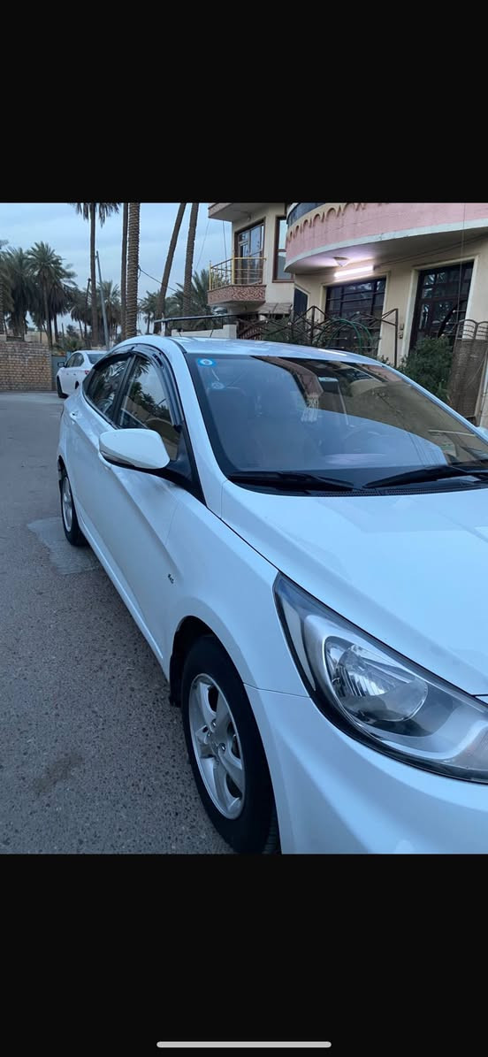 السلام عليكم اكسنت للبيع وارد خليجي 2013 دوش محرك 1600 ماشيه 68حقيقي رقم بغداد الجديد تحويل ثاني يوم السعر 110 سياره مثل مموضحه بل الصوره فول نضافه وكفاله عامه من كل شي وسونار موجود الحريه "الدولعي ***********☎️
