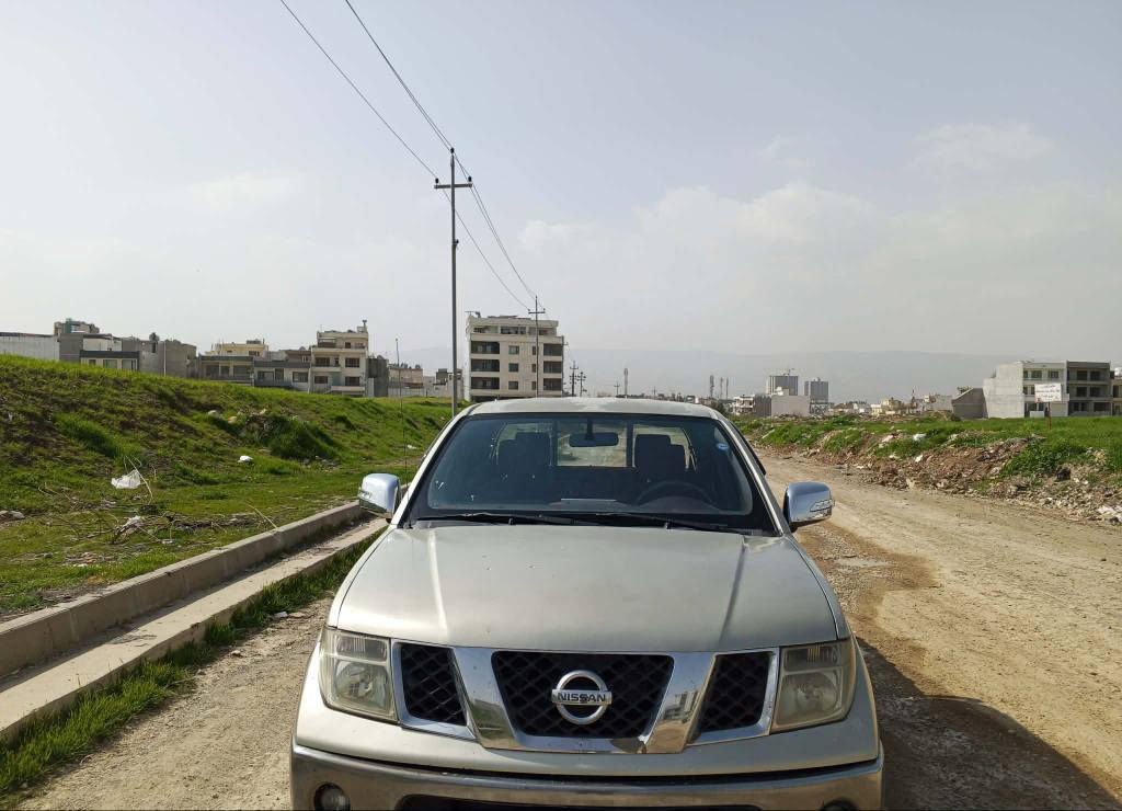 ***********نیسان نا فارامۆدیل 2009ڕە قە م سلیمانی گیڕو مە کینە بە طە 3000 گیڕو مە کینە بە شەرت دوپارچەی بۆیاغە لەسەر ساغی چوارتایە ی لۆکی بۆ بەستراوە جرکەی تیا نیە سە نە ویو ڕە قە مە ی بە سە ر نە چو ماڵی دۆستە 84گەڵا و معامەلە السليمانية, العراق
