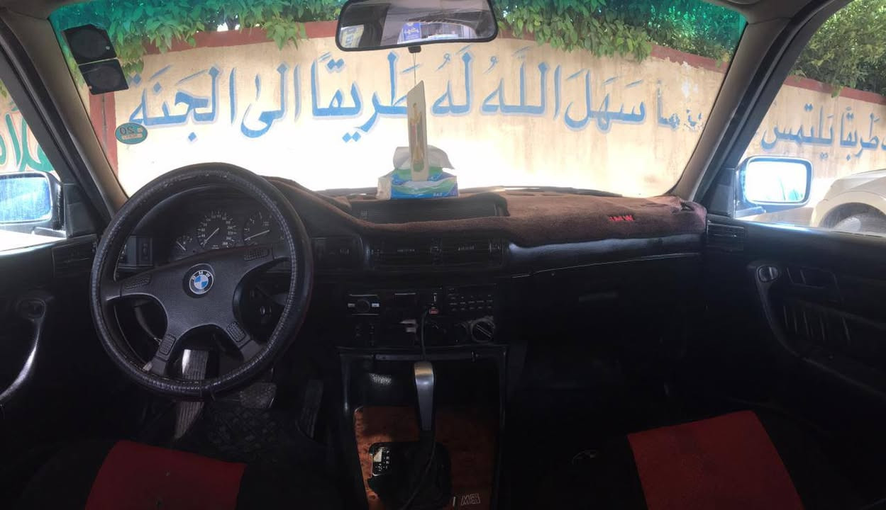 سلام عليكم
بي ام للبيع 

535
موديل 92
كير محرك 

528

محورة بال كامل صقر 528

كير محرك شرط 

تبريد غاز نغص بس 

سيارة بلدية اي حادث معجون ماكو 

كلشي شغال بيهة 

سيارة بسمي 

صدر امامي جديد

صدر خلفي تعبان 

مال جناي 

مكاني صلاح الدين 

السعر 50وبهية مجال 

***********

اتصل وتدلل
