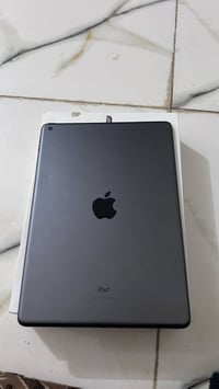 ايباد ٩ • ٦٤ • نضيف