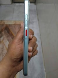 جهاز جديد • ملحقات غير مستخدمة • مقايضة فقط