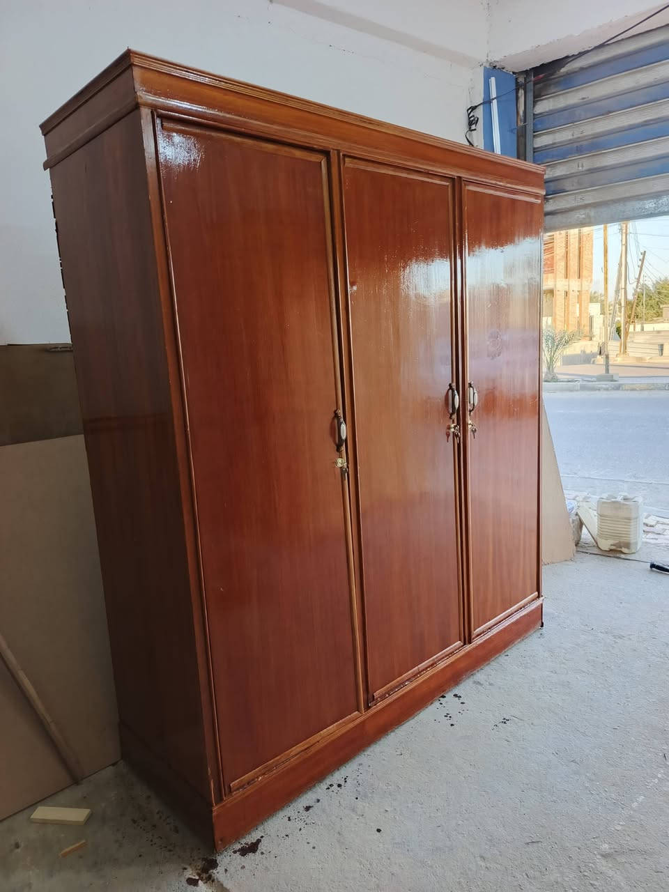 كنتور 3ابواب مستعمل صاج حطاطه الرمادي الصوفيه قرب مطعم قصر الابيض السعر 225بي مجال واتساب ***********
