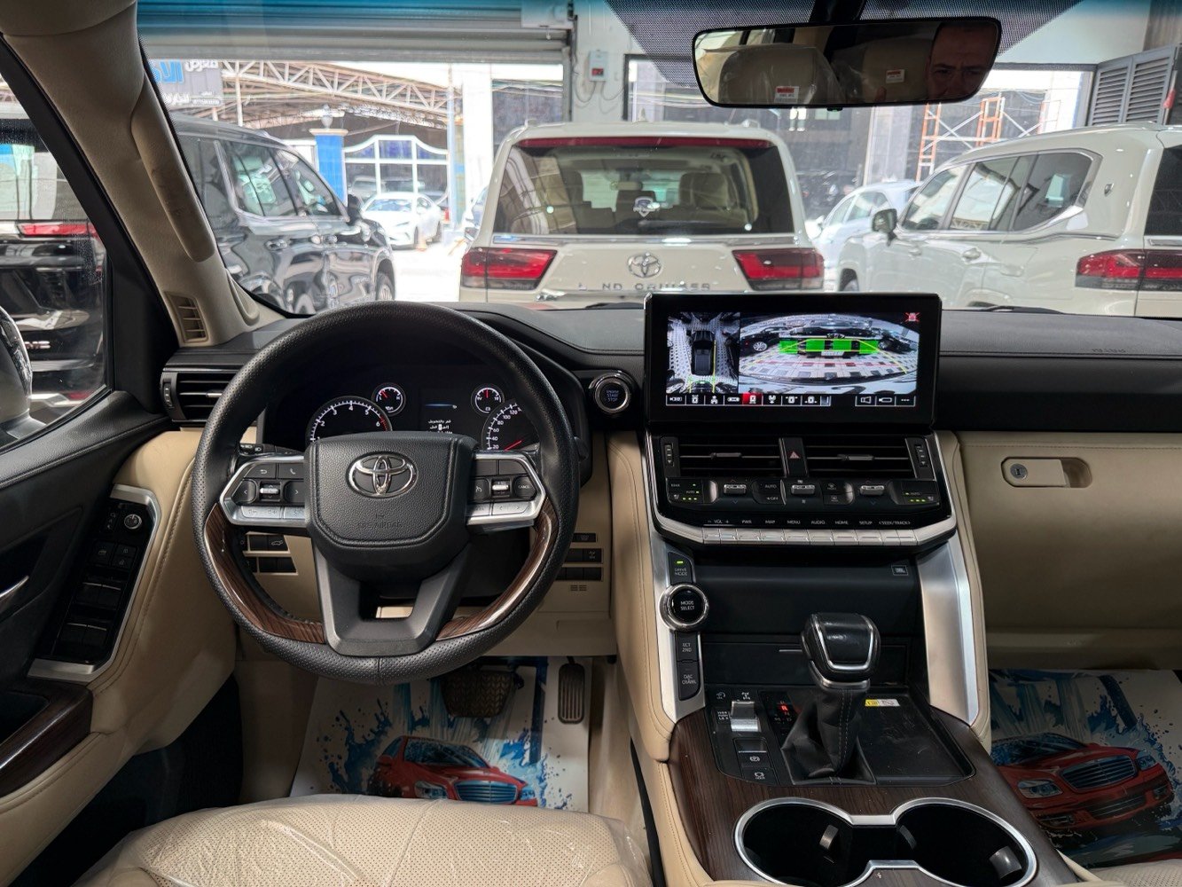 * لاندكروزر GXR لمتد ساز 2022  بغداد كامل 
* ⁠سعد العبيدي (7700637589)
* ⁠الموديل : 2022 ساز مغلفة ppf
* ⁠السعر (63.000 $( مكفولة
* ⁠اللون ااسود بلاك ادشن  رقم بغداد 
* ⁠العداد(108 الف كم ) 
* ⁠محرك (3500  cc) توين تيربو 
* ⁠بصمة تشغيل بصمات ابواب عدد (5) 
* ⁠شاشة امامية بالحجم الكبير )
* ⁠4 كامرات محيطية (360 درجة)
* ⁠لحاية امامية خلفية كت لاندكروز 
* ⁠فتحة سقف (سلايت) 
* ⁠كراسي الامامية كهرباء 
* كراسي الامامية تبريد 
* ⁠مقاعد (7) راكب دفع رباعي (4 * 4) 
* ⁠ثلاجة وسطية جنطة كهرباء 
* شاحن واير ليس تشغيل عن بعد 
* ⁠حساس امامي خلفي مري طي كهرباء 
* ⁠وباقي مواصفاتGXR المتد المعروفة 
* ⁠السعر (63.000 $)رقم بغداد
* بغداد - معارض النهضة - الشارع الثاني - شركة ذرى الخليج هـ(***********)