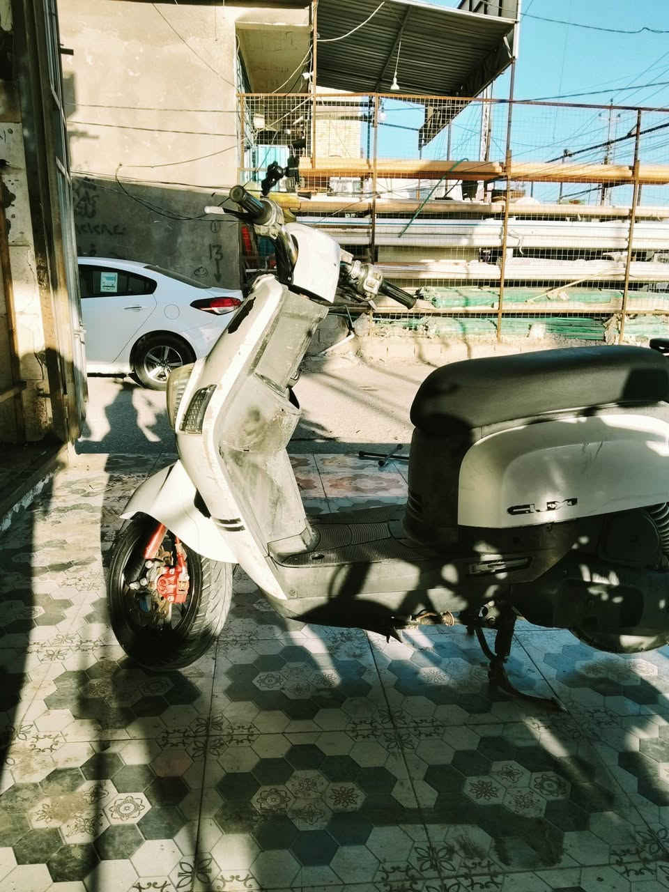 السلام عليكم دراجه بوليس نوزل للبيع ما مفتوحه حلوه سيلف كهربائيات شغاله اي نقص ما بيها سعرها 700وبيها مجال مكاني كربلاء  شرط الفحص مكفوله من كلشي  هاذه رقمي ومراسله هم موجود هم ***********
