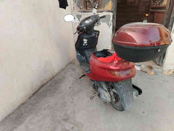 دراجة لبيع ما مجفته *********** زبير سعره 800 وبيه مجال تعال وتدلل
