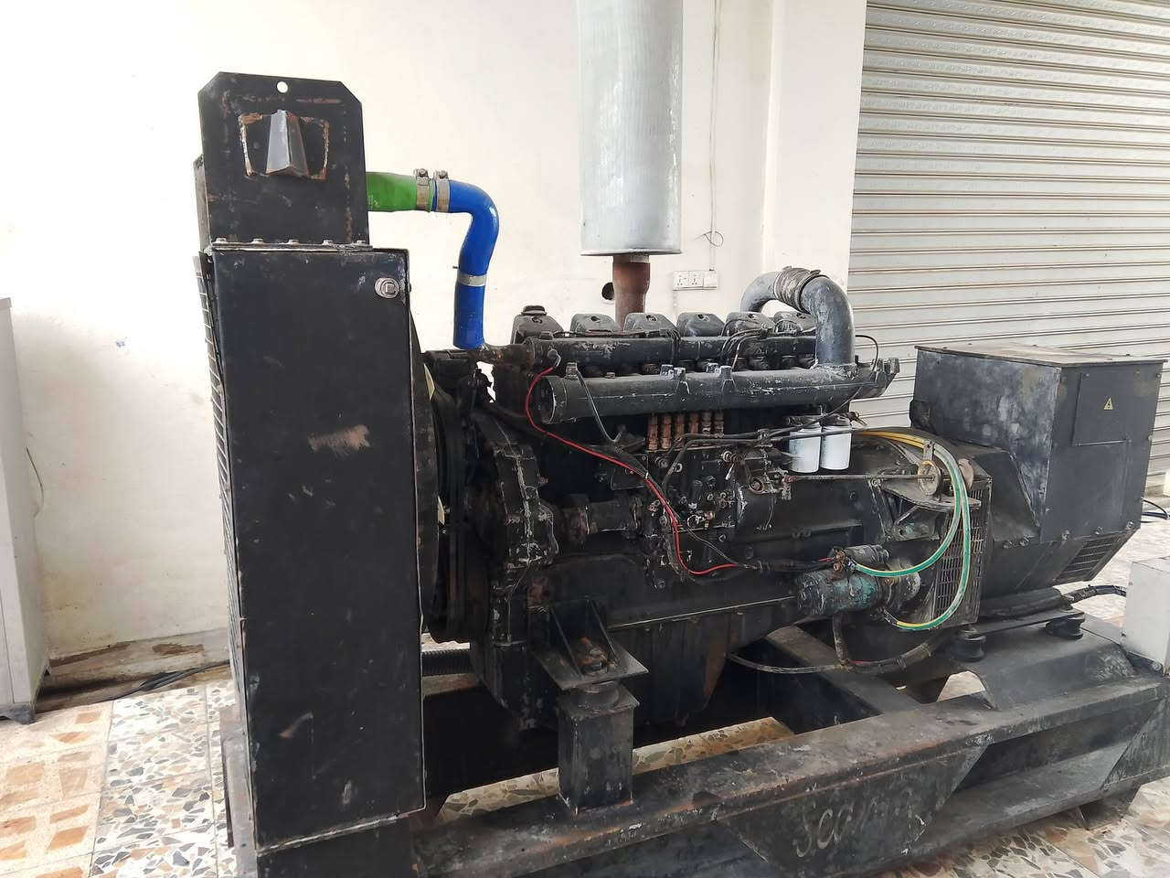 السلام عليكم
مكلف بالنشر 
مولدة ديس 9 استندر لا صرف ولانفخ مال معمل شرط جنيتر 160لامعمر ولا مصلح شرط عالحمل
رقم صاحبها ابو باسم 
***********
***********
