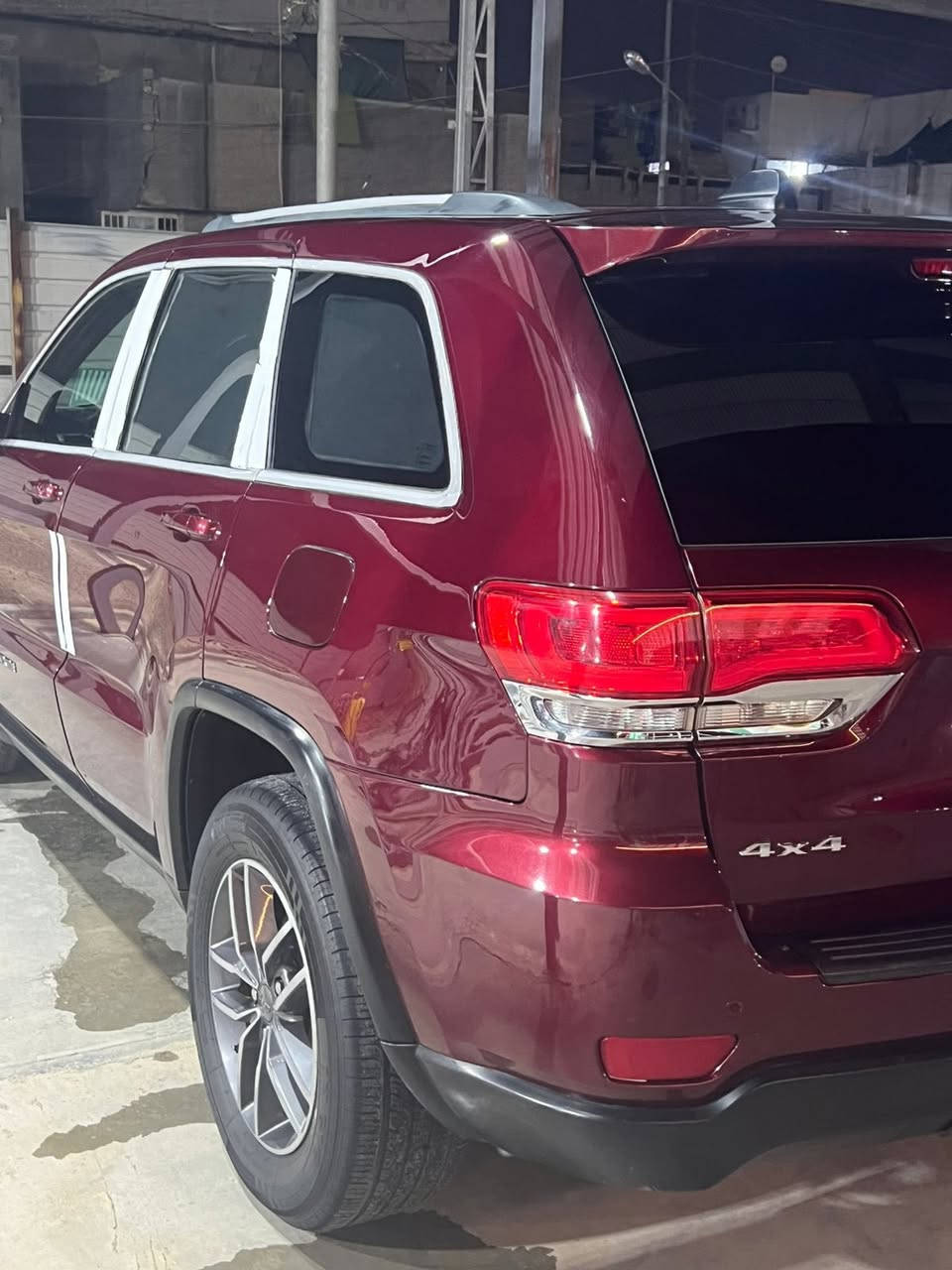 سياره فول مواصفات عدى الفتحة ماشية 65 ميل رقم بعداد بسمي محرك كير على وضع شركة مامفتوح حدادية امامي خلفي وتخم تاير قبل شهر كلة على وضع شركة جديد السياره متصرف علية ولا دينار حادثة من امريكة موضح بصوره وهنا صاربية جاملق وباب الصدر السعر 190 وبية مجال بصيط رقم *********** مكاني برمادي موديل السياره 2019
