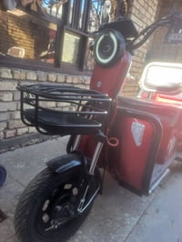 دراجه شحن للبيع مابيه عطل السعر ٥٠٠ وبيه مجال للطيبين الرقم 0771 428 9...