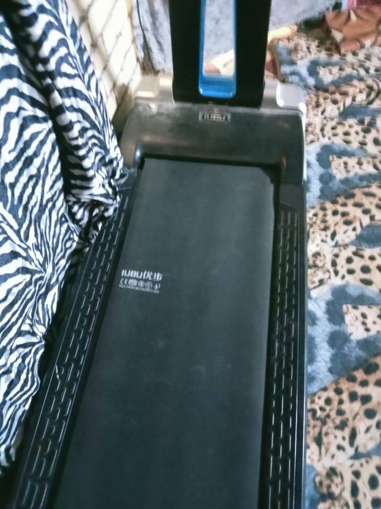 جهاز جري شغال  بس متروك. اهواي سعره 100
مدينة الصدر


**إذا كنت صاحب هذا الإعلان وتريد حذفه لأي سبب، رجاءا أرسل رسالة إلى الدعم الفني**