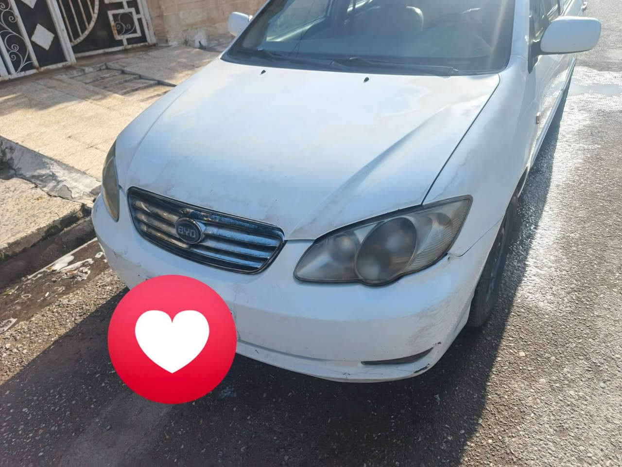 سلام عليكم بي واي دي f3 سياره بدون ضرر وبدون صبغ كابون بانزين شرط الوكاله وتحويل مكينه شرط كيرشرط  فول بس كير عادي بس دبصمه سعر 68 وبيها مجال بسيط الاستفسار ع هذا رقم ***********
