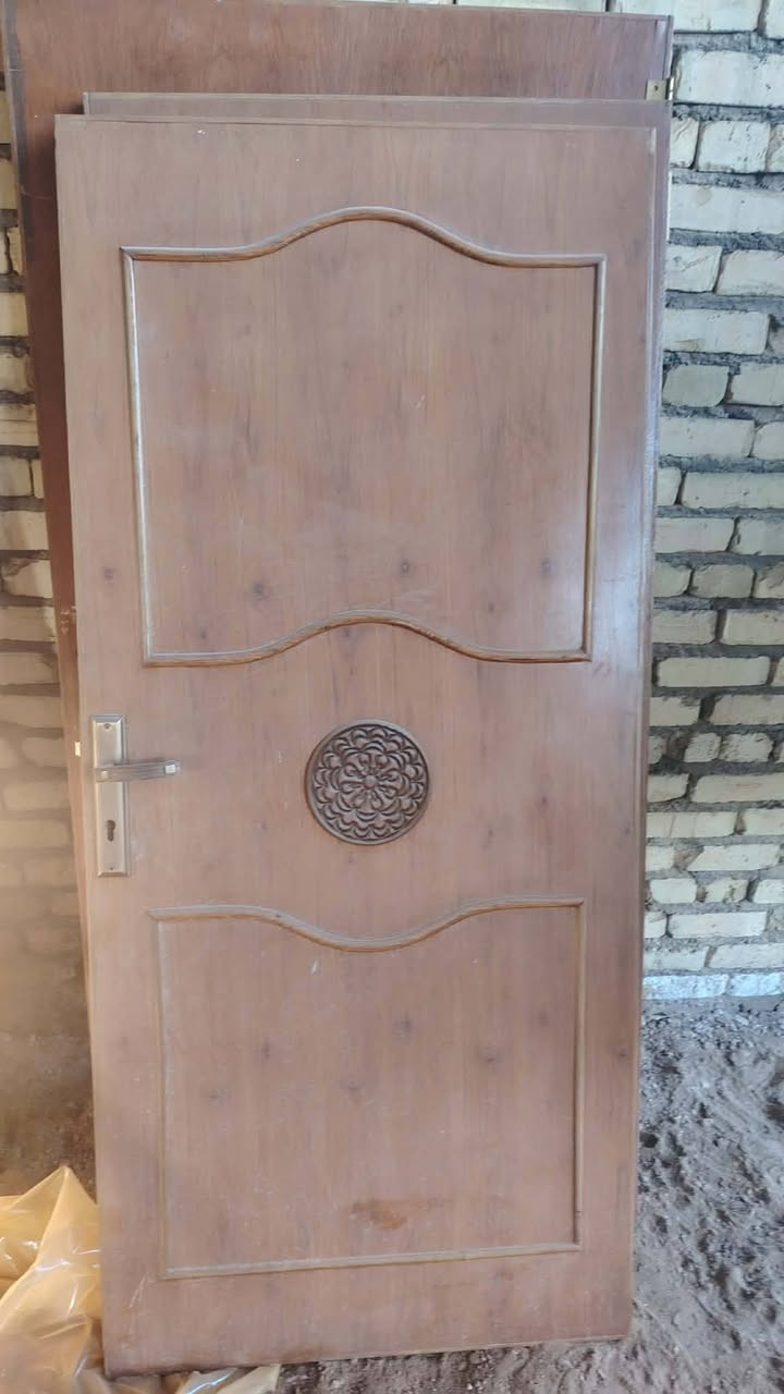 للبيع  0772 139 8584
***********
