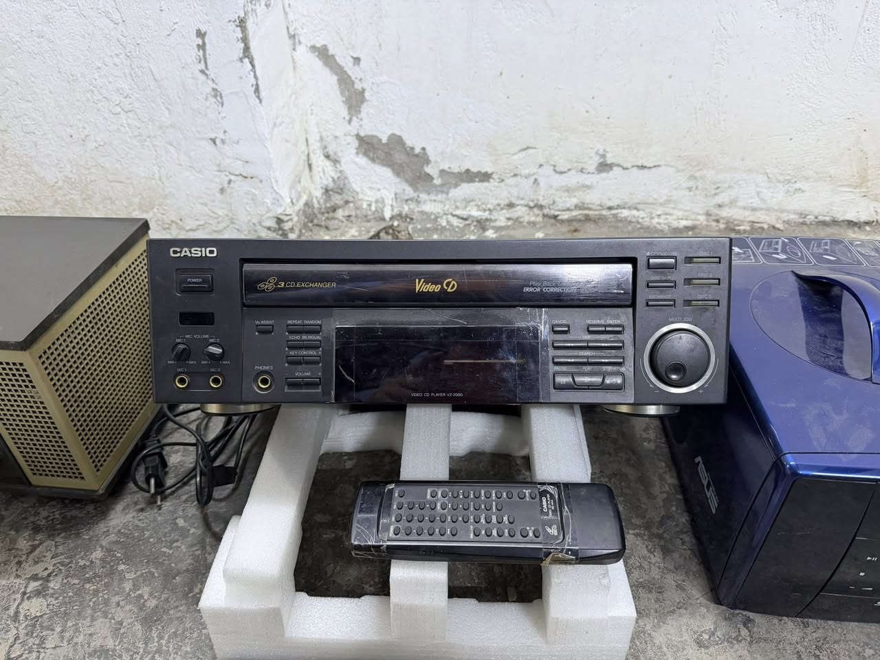 السلام عليكم غراض للبيع ***********
