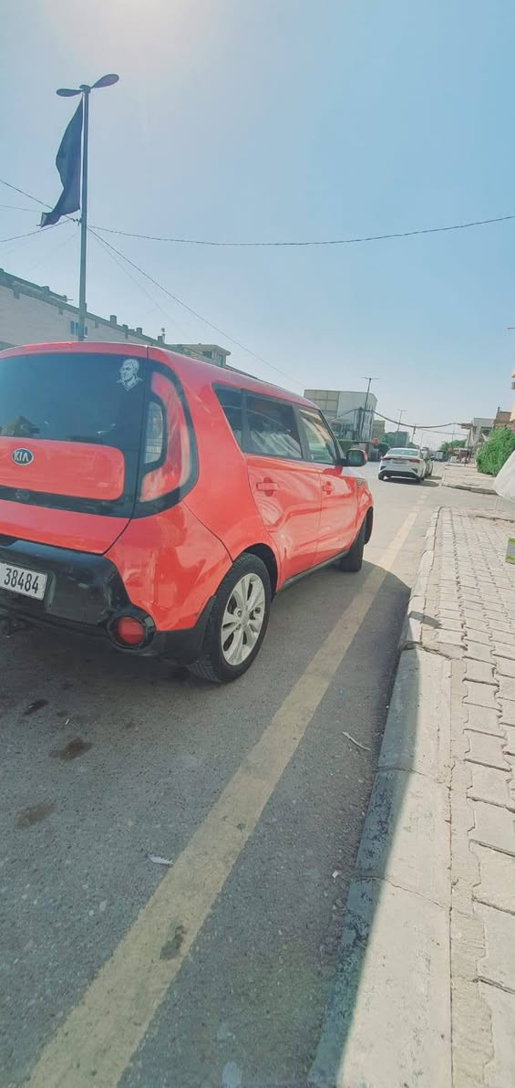 - كيا صول ٢٠١٧ وارد امريكي
-محرك ٢٠٠٠ gdi رياضي  
- ضربتها باب خلفي عكس السائق وجاملغ و بنيد صبغ بدون دواخل
-  فول عدا الفتحة تحكم ستيرن ٤ جهات
- ٣ وضعيات قيادة ايكو ، نورمال ، سبورت
- شاشة 
-كشنات جلد
- كاميرا 
- حاكية مع ربط موبايل
- كروز سرعة
- نظام ايكو تقليل استهلاك الوقود
- Aux
- Abs مانع انزلاق
 سعر مناسب جدا 

واتساب رسالة فقط  ***********
