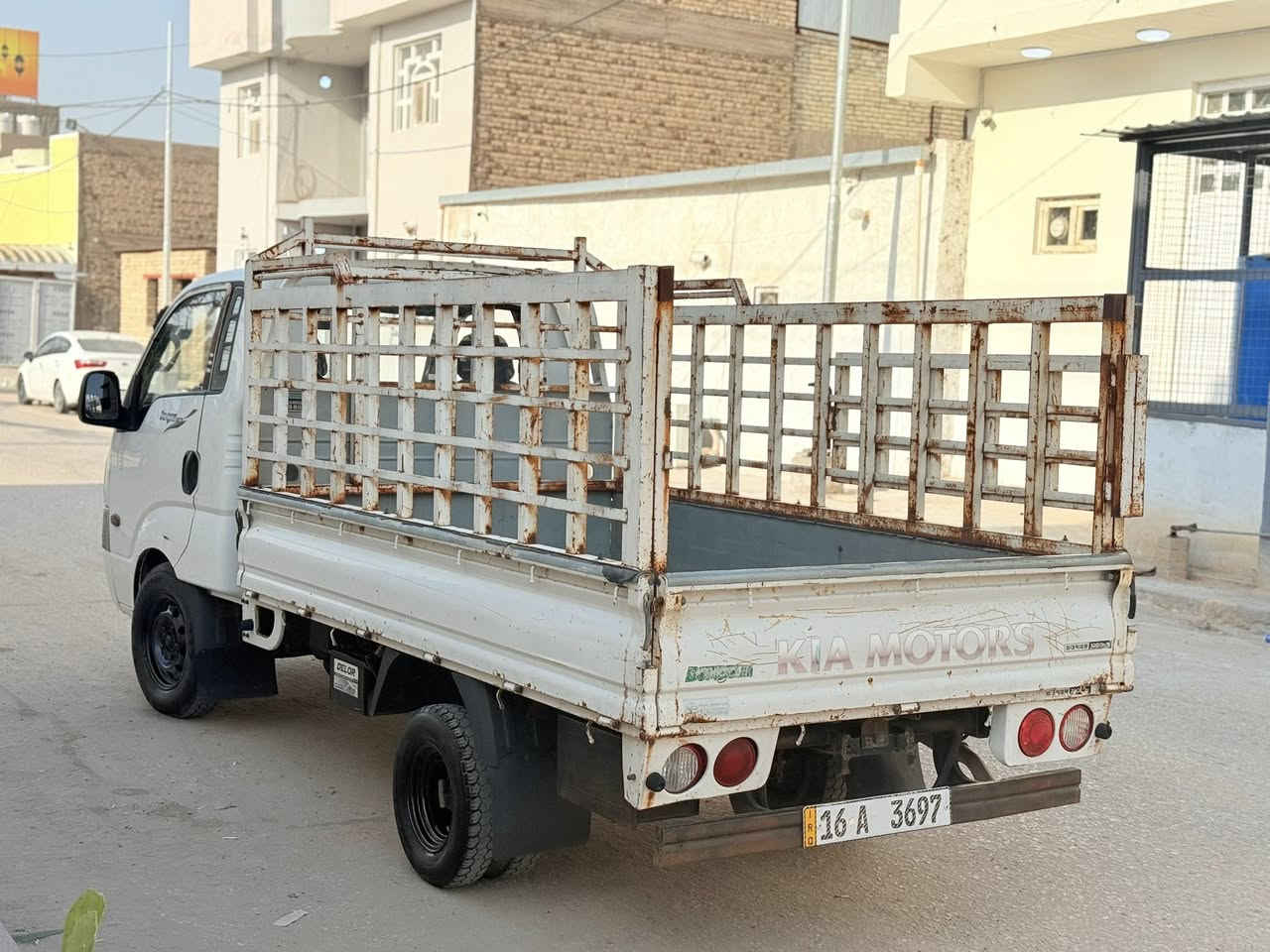 سلام عليكم كيا بنكو ثري موديل 2008 رقم قادسية   الاماني مشروع وطني سنويه لل2028 شرط تحويل كفاله من ضربه والصبغ والتبديل شاصي مكفول صدر جديد تخم تاير مكينه 2700   سياره كلش حلوه وبلعافيه عل ياخذهه ماشيه 115 الف حقيقي على ايدنه. استخدام نضيف 

السعر ب 88 
مكاني النجف الاشرف 
***********
