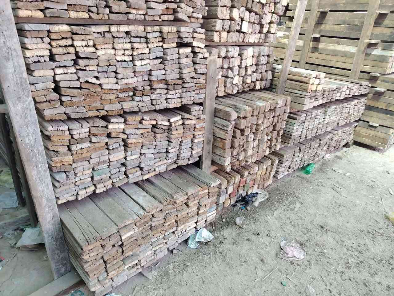 قالب خشب للبيع يدك 250متر
العدد 11مكعب ونص ،مكاني الحله المركز ، اتصال ***********
