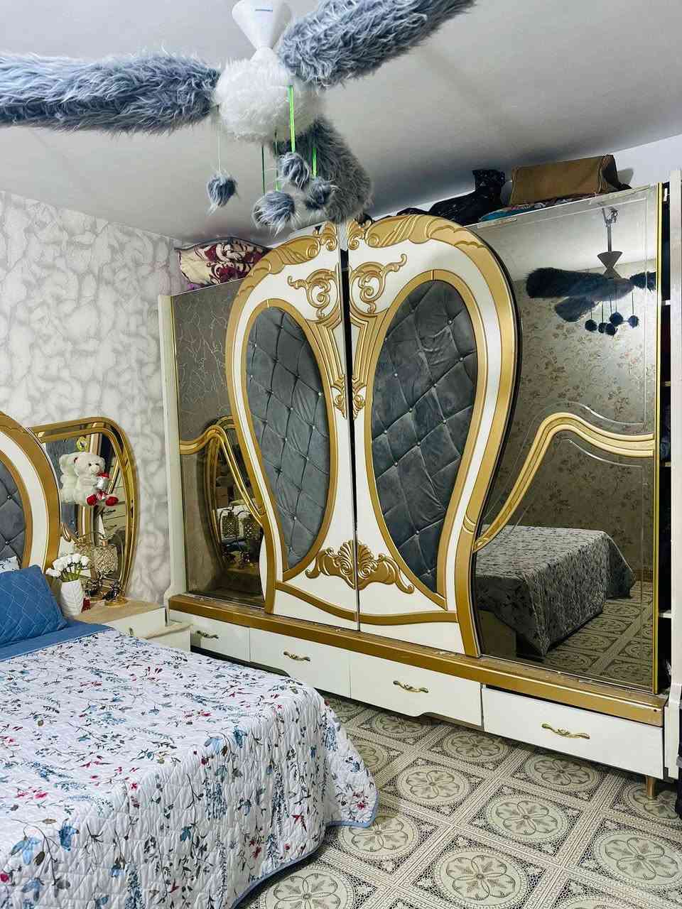 غراض للبيع مكان حله شارع 80
***********
