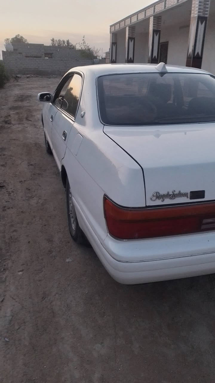 كراون موديل 1994 رقم بابل انكليزي باسمي  الشراي اتصل ع رقم الموبايل ***********
