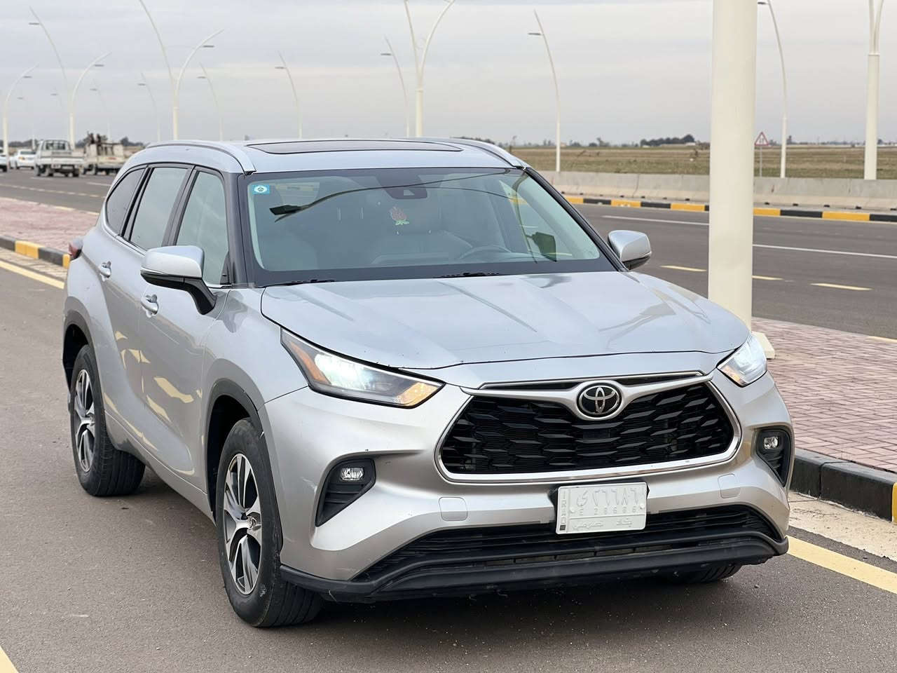 2022هايلندر
محرك 6
ماشيه105
ضرر فقط بونيد ضرر صطحي 
سيارة ولا مسج ولا عطل 
كلها بل شرط 
ايرباك طاك 
مكانها سامراء 
280$
***********
