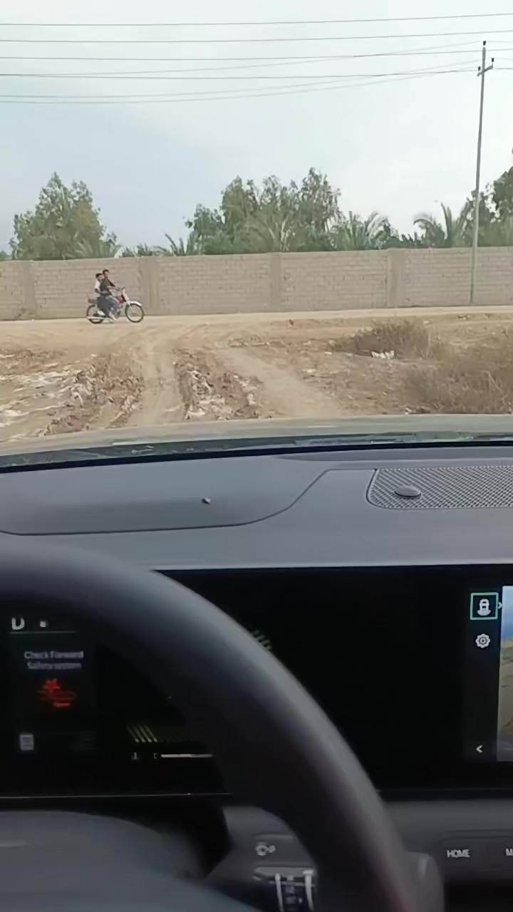 قطعة أرض 

🚩العنوان : قرب مجمع ابورضئ  للسيراميك 
 قريبة . على الشط 
📐 المساحة: 100 متر طولاني
 متوفره كافه الخدمات قرب سليم منطقة انوار الولاية
💰 السعر: خاص 
📞 للتواصل: 
***********
