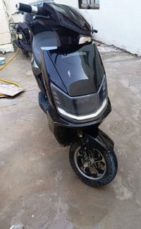 دراجه شحن • نوعيه راقيه • سكوتر نمره3 عاطله