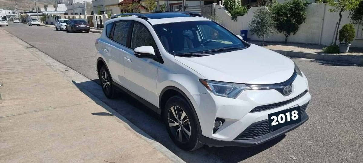 RAV4 2018   XLE   سعر165ورقە
راف4 ، موديل2018، مواسفات Xle ، بصمە و شغال و فتحە فول ، بيها 2قطعە صبغ بدون دواخل بدون ايرباك ، تحويل وكالة شرط ،ماشي98ميل، مکان اربیل خلیفان سعر165ورقە
ر.م/***********
