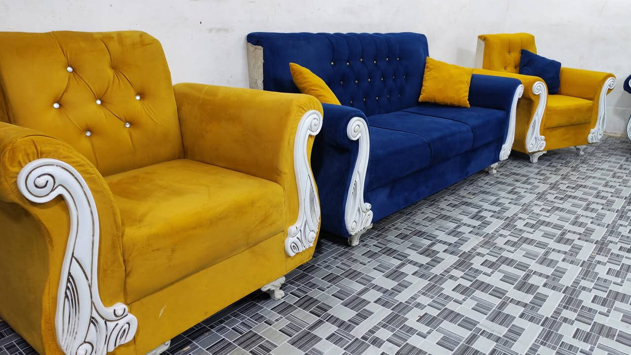 تخم 12مقعد نظيف اخو الجديد السعر 250 العنوان كربلاء حي العامل يوجد توصيل داخل كربلاء للاستفسار ***********
