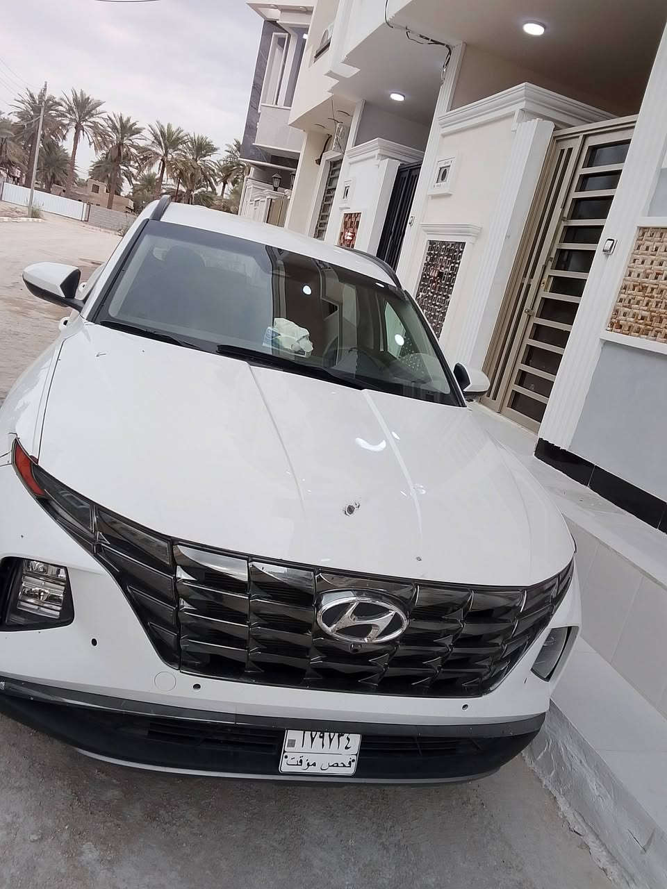 توسان 24 وارد ماشي 5الاف
فول عدا الفتحه محرك 2500 فور ويل 
كفاله من اصبغ والتبديل بدون رقم 
سعر مناسب 175
***********
