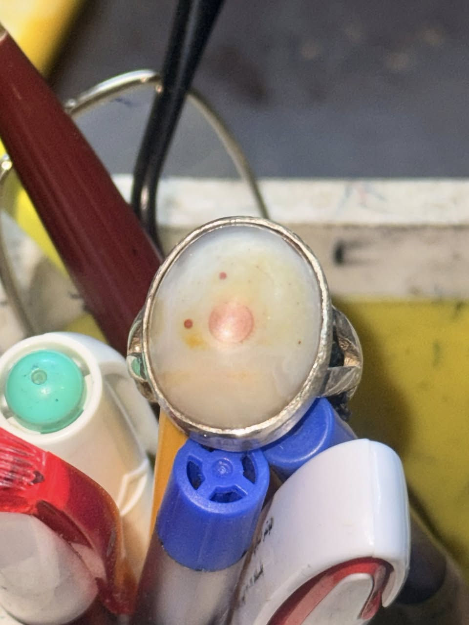 السلام عليكم
خاتم سليماني عطف 
عين حمره صريحه 
***********
