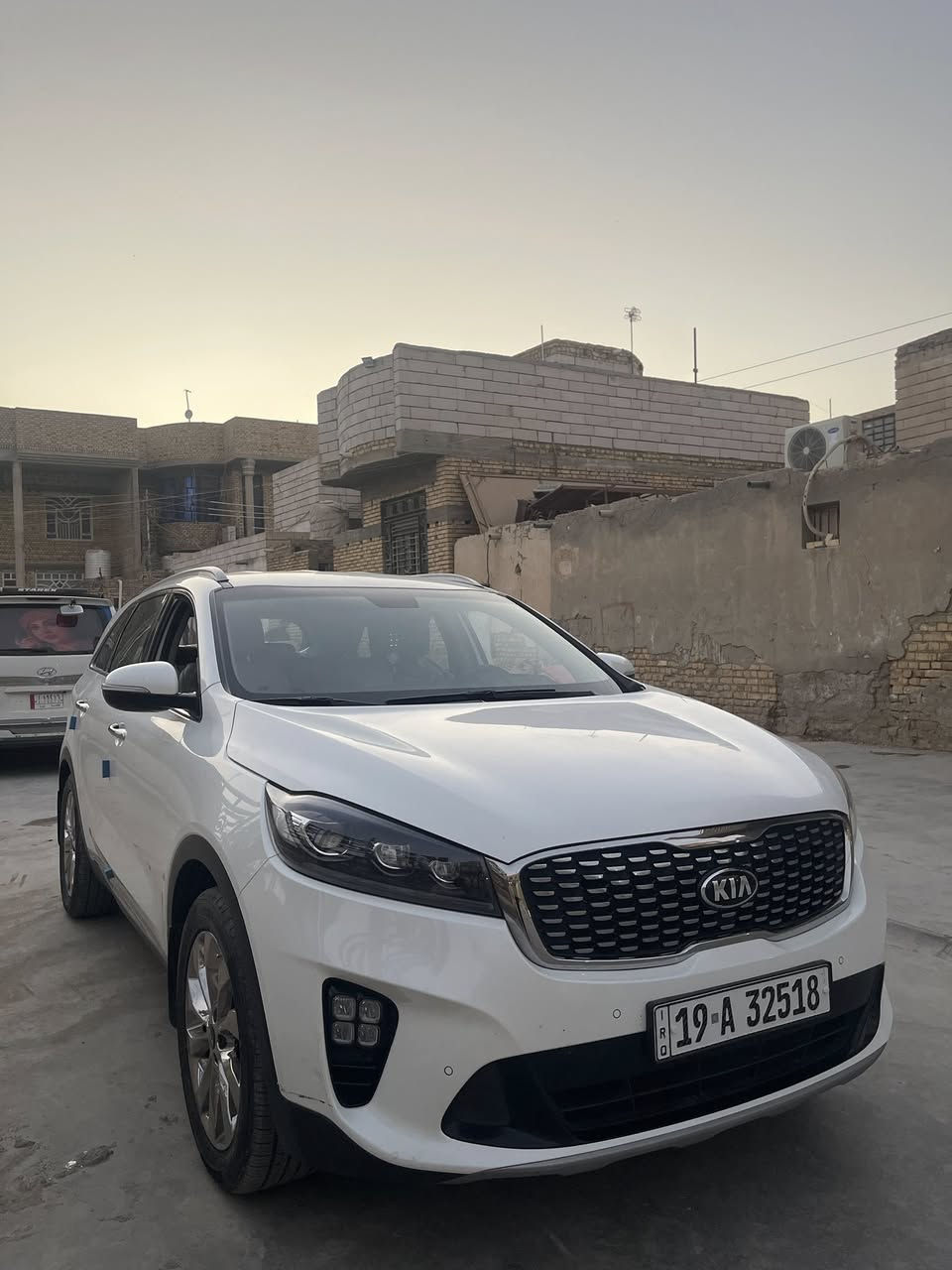 سلام عليكم
كيا سورنتو 2019 
خليجي كفاله عامه من ضربه وصبغ وتبديل وبارد 
قماره حديد فول مواصفات 6 سلندر 
7 راكب 3 قطع تبريد 
بصمة تشغيل وابواب وصندوق كهرباء 
كشنات امامية كهرباء 
اشاير بالمري والمري كهرباء  وترحيب عند الاقتراب
شاشة كبيرة كار بلي كامرة خلفية
حساس امامي خلفي 
ماشية 55 الف 
وباقي المواصفات المعروفه 
رقم كربلاء سنوية بأسمي 
مكاني ذي قار الناصريه حي اور 
سعرها 280 وبيها مجال 
***********
مكلف بالنشر التعجبه يتصل
