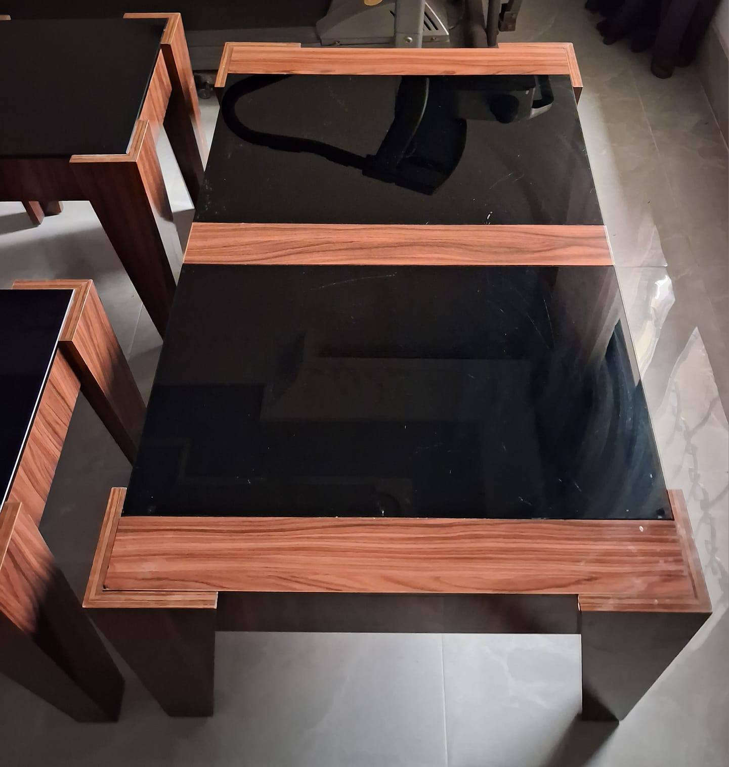 طبله وسطيه قياسها متر وعرض 65 وطبلات عدد 4 الوجه جام والإطار خشب الثقيل سعرهن 150الف


**إذا كنت صاحب هذا الإعلان وتريد حذفه لأي سبب، رجاءا أرسل رسالة إلى الدعم الفني**