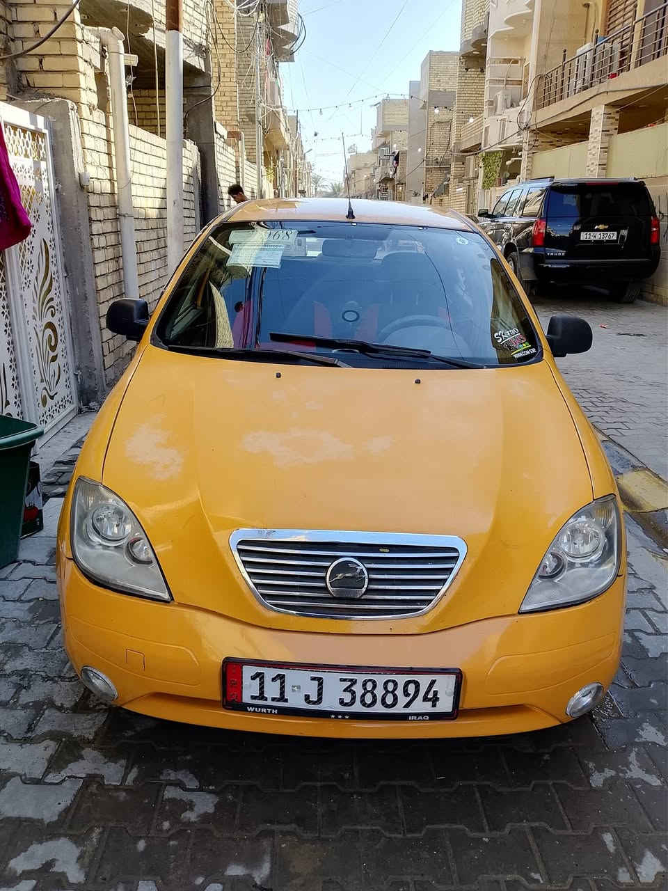 السلام عليكم من رخصت الادمن
طيبه 2015 كير محرك خير من الله رقم بغداد 
سنويه بااسمي تنتهي 2026 ماعليها غرامات 
بس عليه هيئه 5 اشهر فقط سياره بس بيها بارد بجاملغ الايمن والايسر الخلفي والسياره مكفوله من قماره بنيد شاصي من كولشي بدون صبغ  والسياره احلى من الصوره السعر 42 وبيها مجال قليل الشراي يتصل هذا رقمي *********** مكاني بغداد
