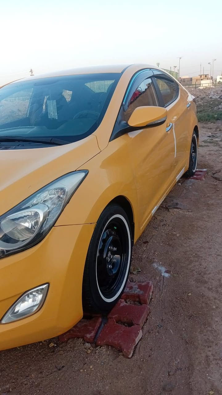 سلام عليكم للبيع خليجي مكينه 1600 بغداد بسمنه حرف واو راعيها موجود بصره مديل 2012 تخم تاير جديد حداده طوبه مكينه كير مكفول تبريد ثلج السيارة مامتعوبه رقم انكليزي حزه سنويه لل 27 رقم راعيها *********** مكلف بل نشر مكلف بل نشر
