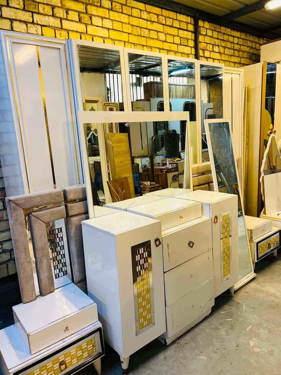 💎💗 غرفة تركي مستخدم
🛏️ 6قطع كاملة
💯 نظافة 80%
🚪 نظام أبواب مرتب
💸 السعر 500 قفل 
🪛 شد مجاني
🚚 نقل مجاني بغداد, العراق


**إذا كنت صاحب هذا الإعلان وتريد حذفه لأي سبب، رجاءا أرسل رسالة إلى الدعم الفني**