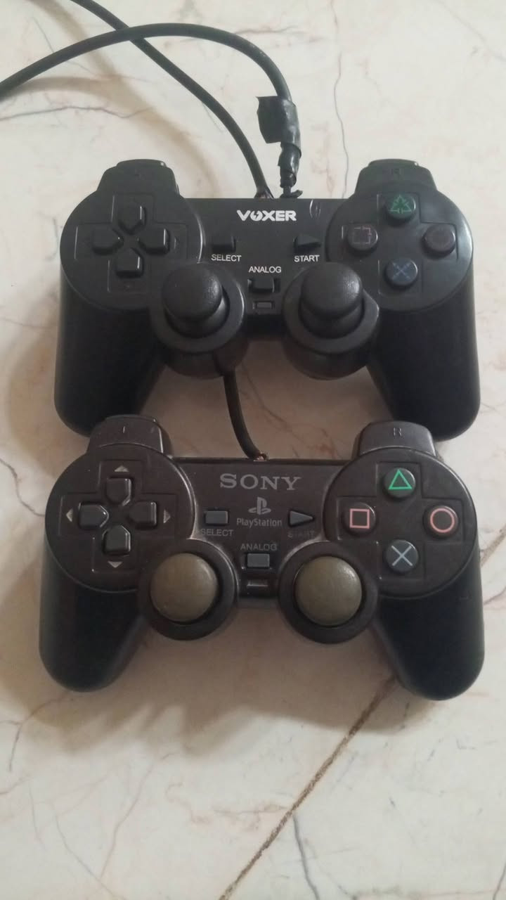 سلام عليكم بلي (2) مستخدم للبيع السعر 50  عدد العاب 30 لعبه جويستك 2🎮 رام16جيجه بايت  المكان واسط زين القوس

 ***********
