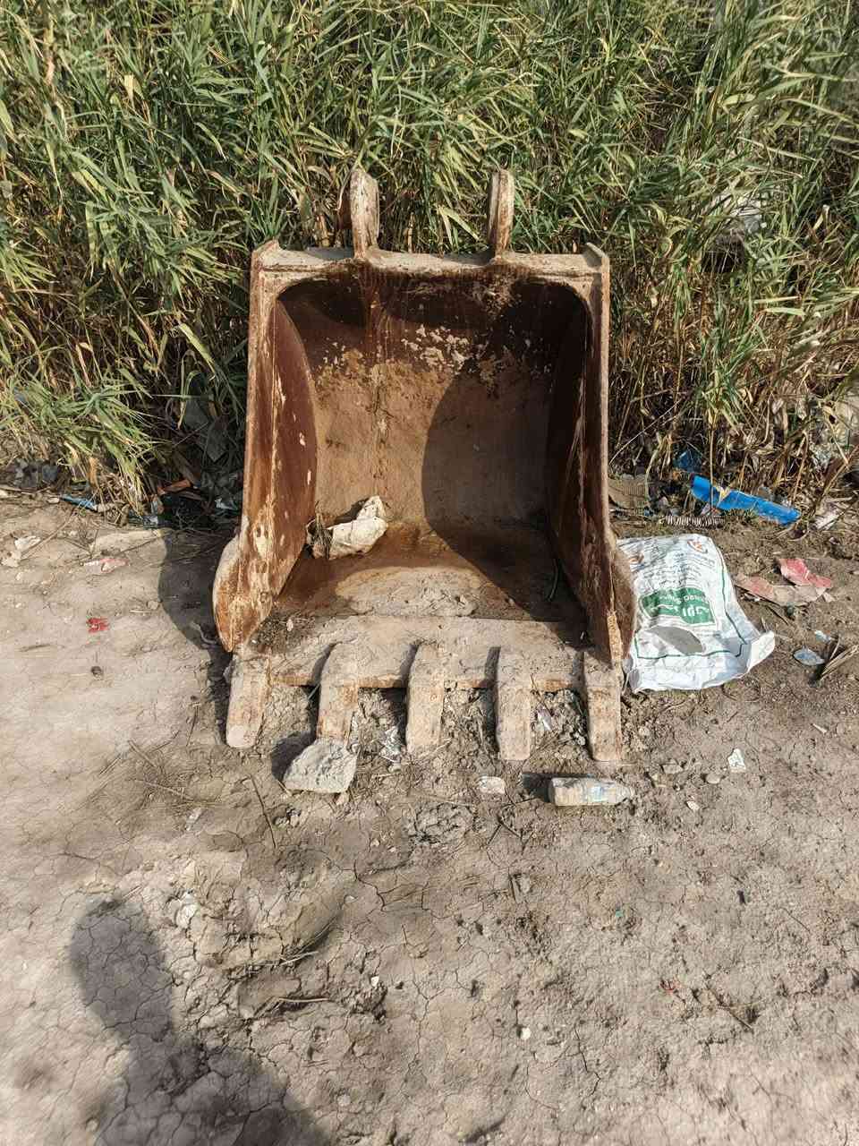 كيله حفاره البيع جديده مكفوله السعر 17ورقه وبيه مجال لاستفسار اتصل ***********العنوان بابل الحمزة الغربي الغزالي
