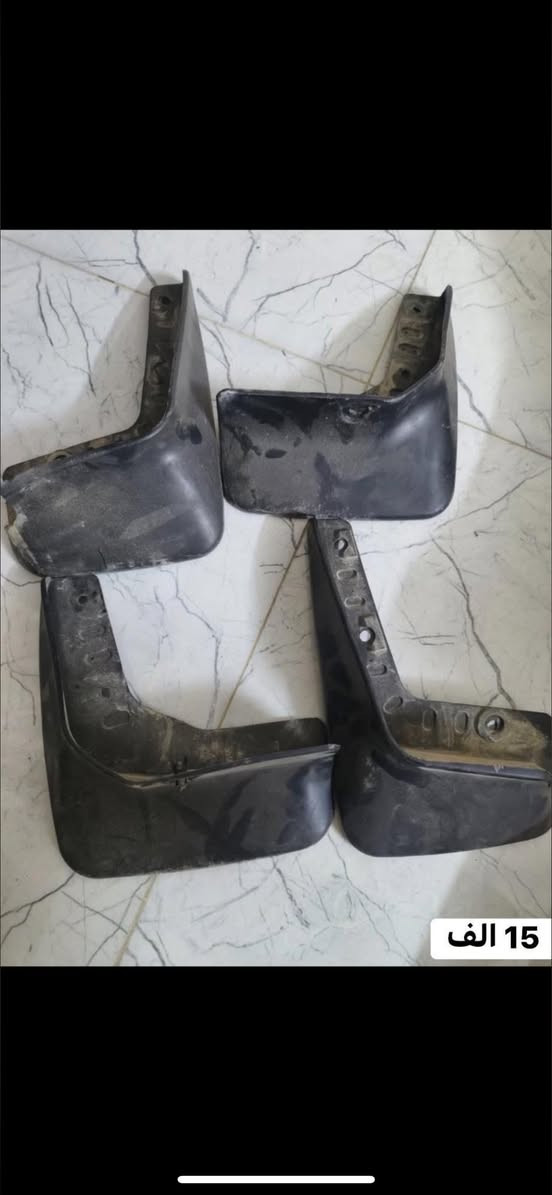 غراض لانسر بومه تفصيخ اصليات للبيع ويوجد توصيل***********
