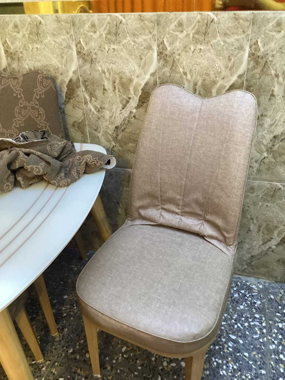 مرحبا ميز مع كراسي 6 الميز مرمر رجل خشب الكراسي تعبانه قليل العنوان بغداد بلديات للاستفسار خاص


**إذا كنت صاحب هذا الإعلان وتريد حذفه لأي سبب، رجاءا أرسل رسالة إلى الدعم الفني**