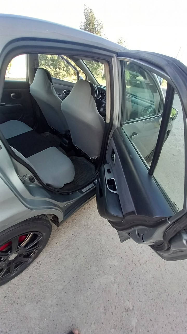 سلام عليكم نيسان بيرسة للبيع موديل 2009 سنوية 29 رقم بغداد المكان بغداد الدورة رقم ***********
