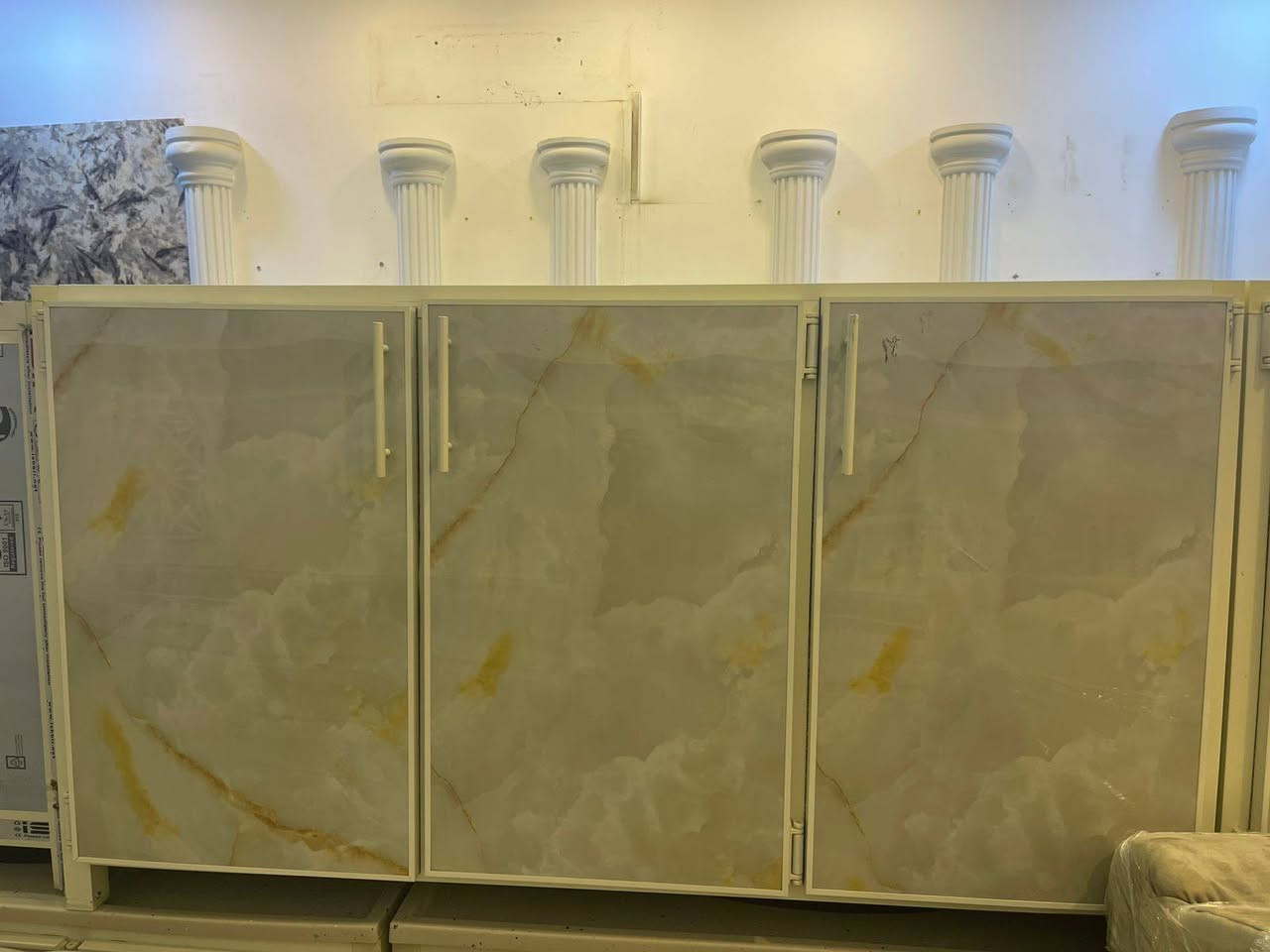 السلام عليكم للبيع  كاونترات اسعار  مناسبه *********** واتساب توصيل اكو
